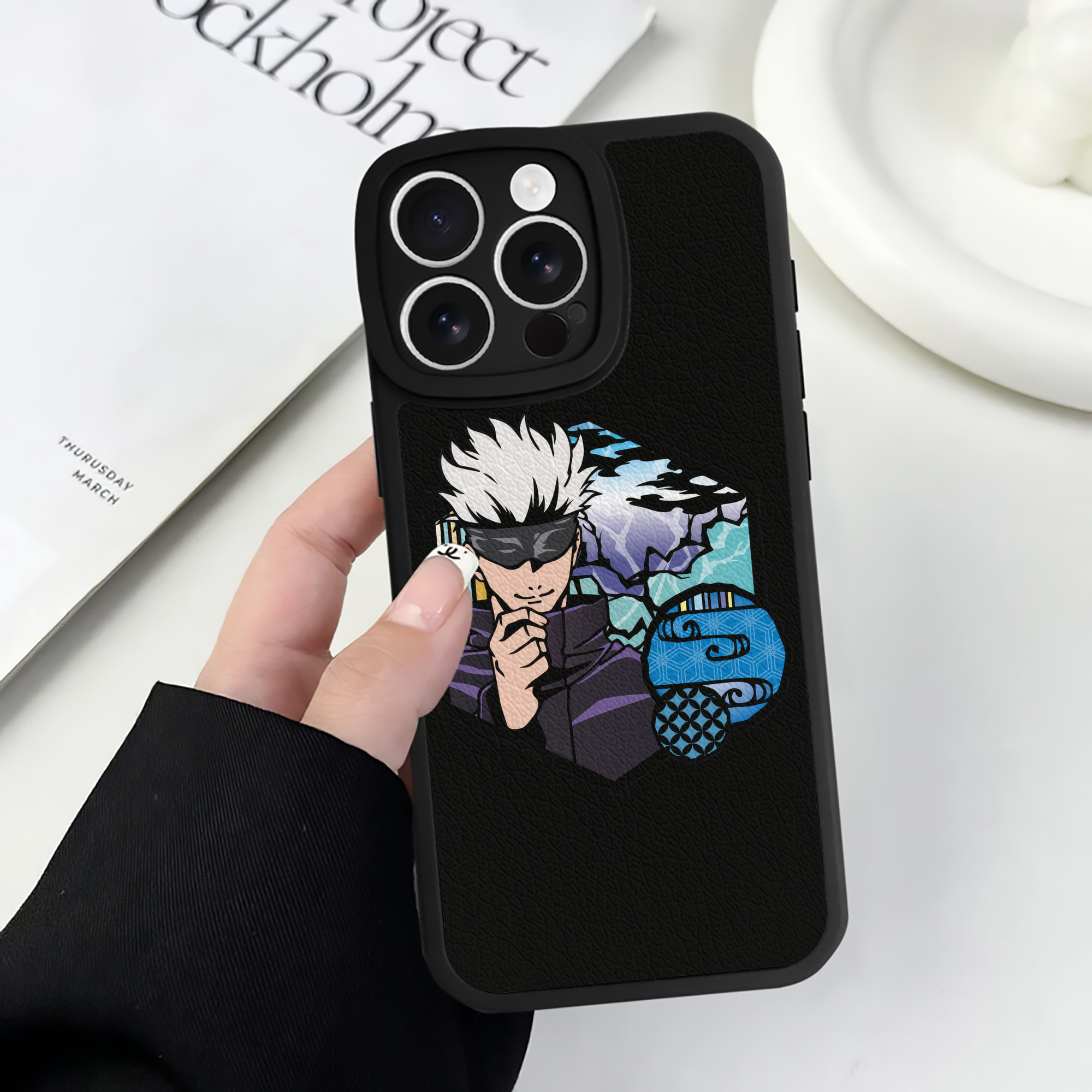 （画像用） 呪術廻戦 Jujutsu Kaisen 【iPhone 16シリーズ対応】シリコンスマホケース（レザー調） 材質：シリコン